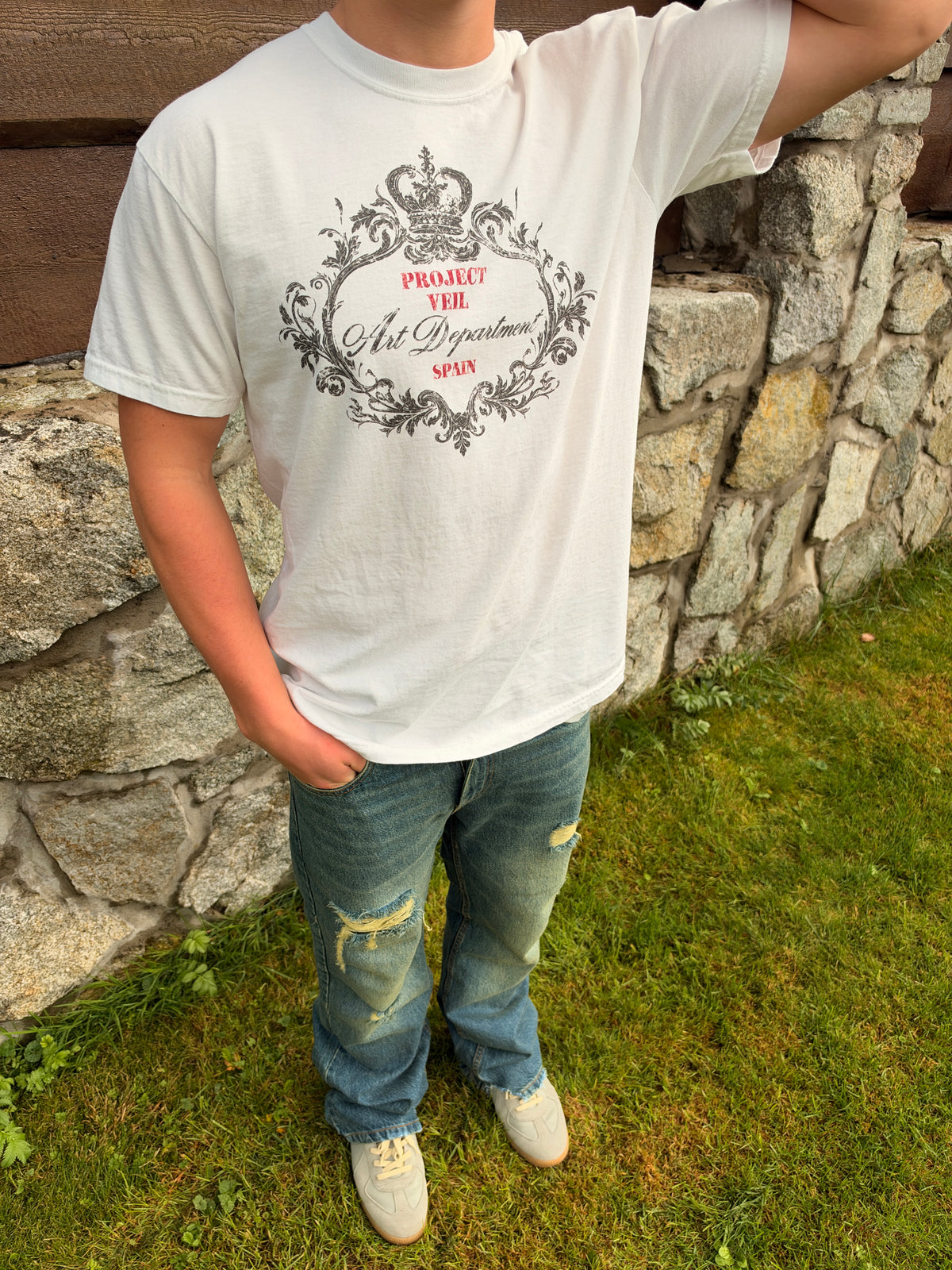 Maison Veil Tee