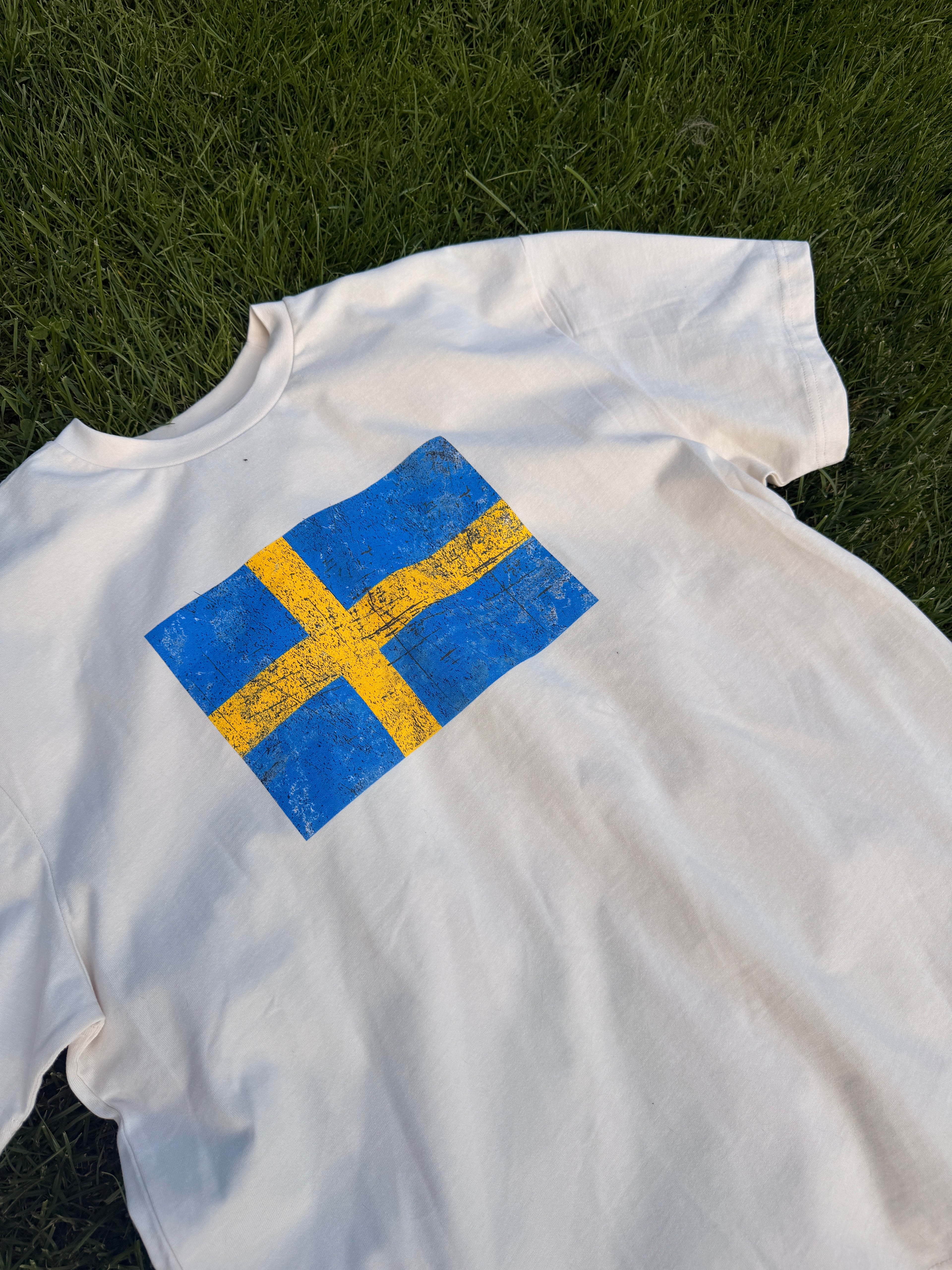 Sweden tee