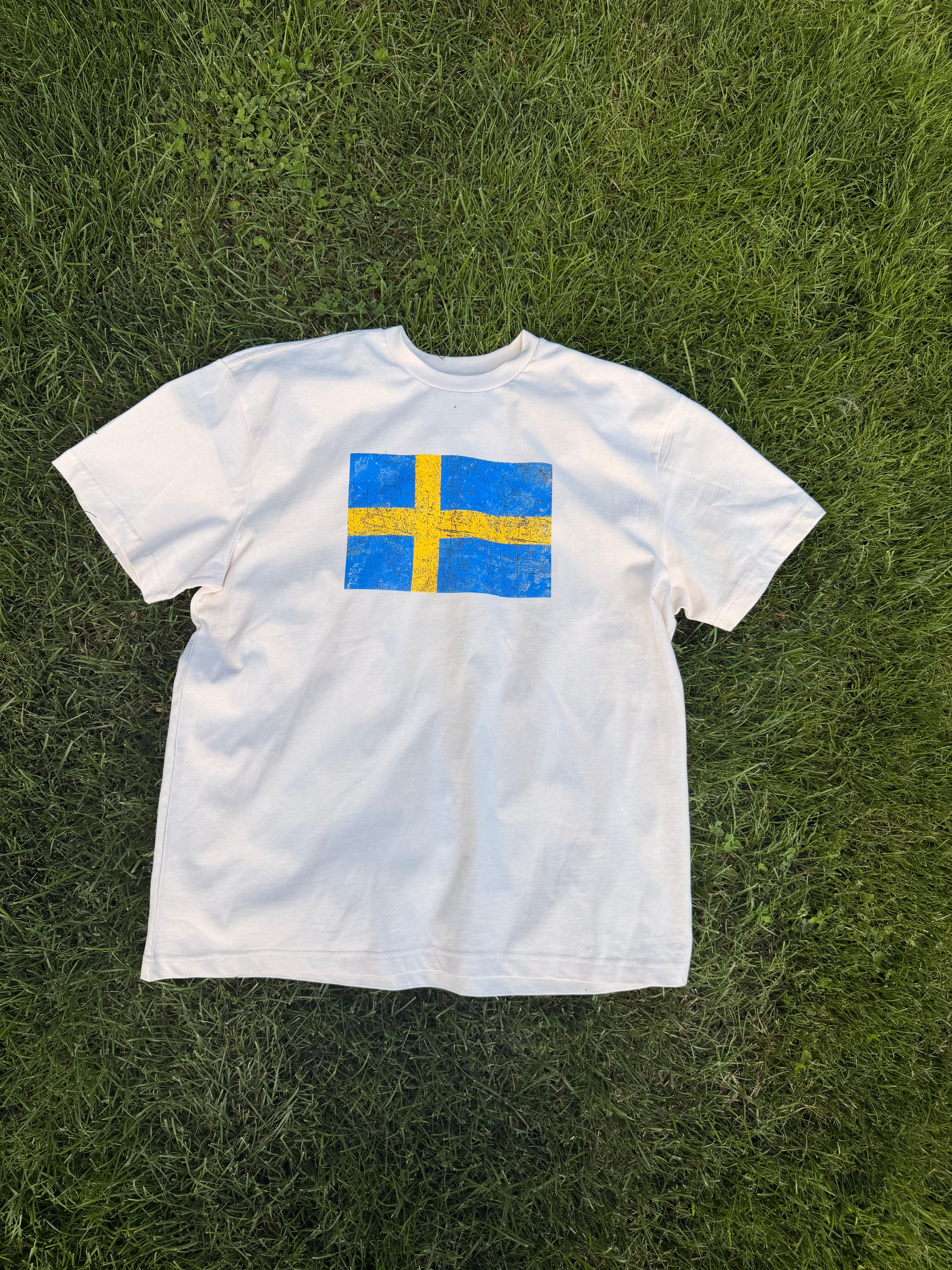 Sweden tee